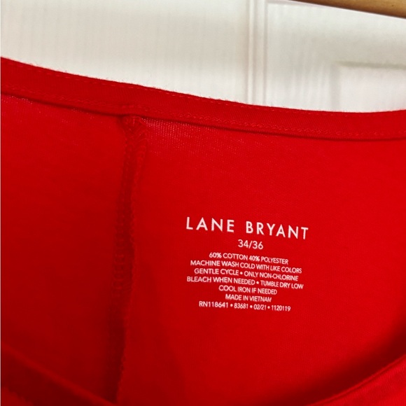 Lane Bryant Gathered Shoulder V-neck Tank - Red - Size 34/36 6X - Picture 4 of 5